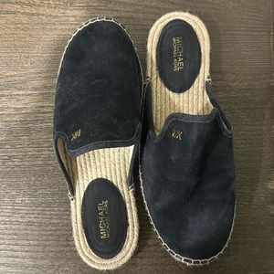 Navy Michael Kors size 8 navy